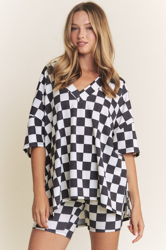 On The Go Checkered Set