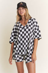 On The Go Checkered Set