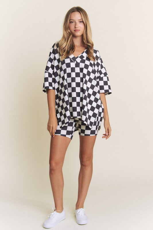 On The Go Checkered Set